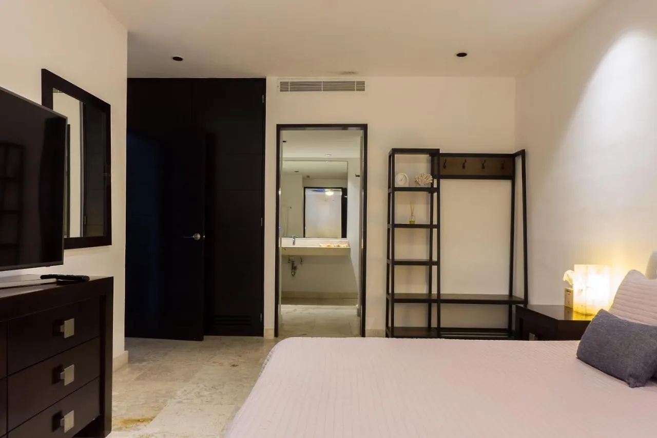 Apartment Elements 121 Condo Playa del Carmen