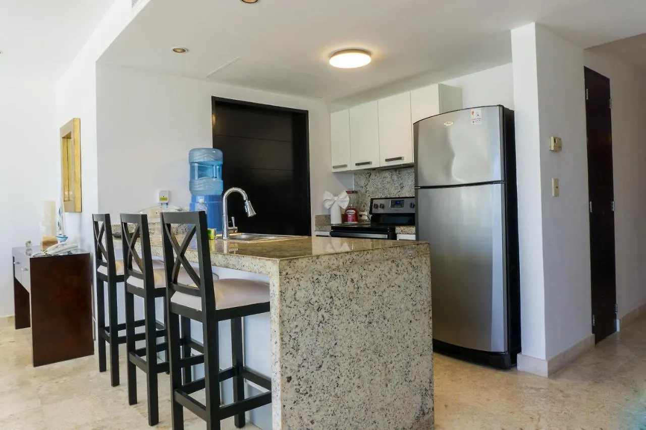 Elements 121 Condo Playa del Carmen